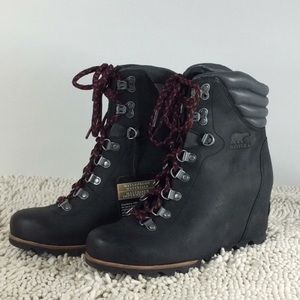 Sorel Conquest Wedge Boots